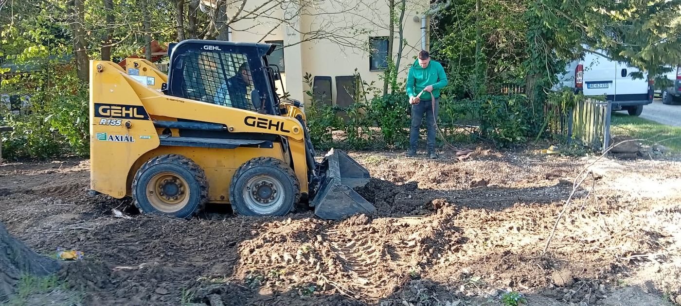 Földmunka minirakodóval